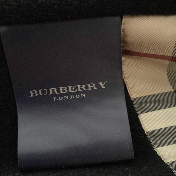 Vintage Burberry Jacket - Picture 12 of 17